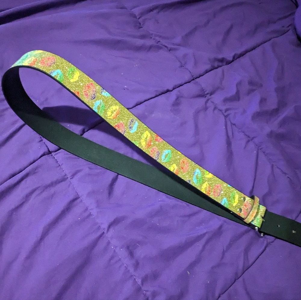 Women's belt